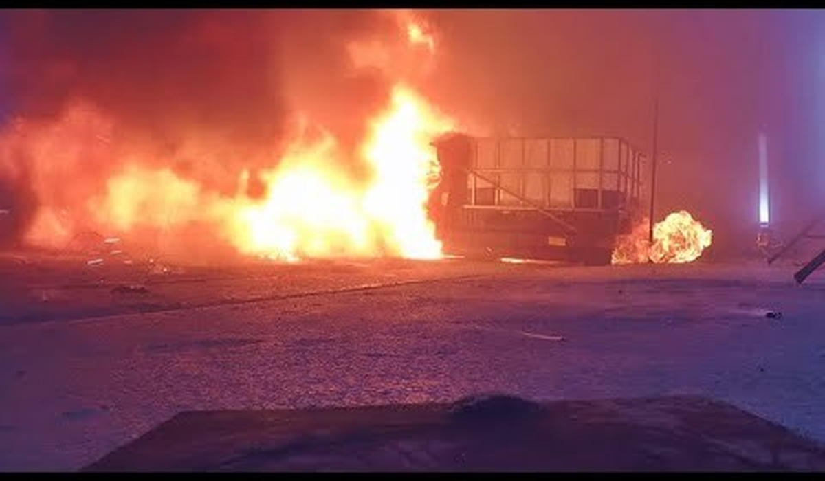 Wenn Elektroautos im Tunnel Feuer fangen (YouTubePlayer_7ZfDEZPODj8_EmpaChannel)