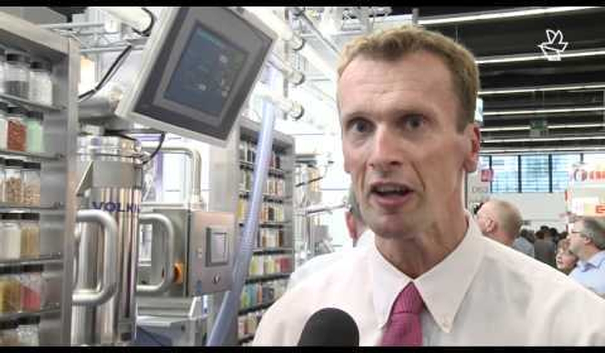 Achema 2012: Going with the flow: Vacuum Powder Conveyors at ACHEMA 2012 (YouTubePlayer_QCIa9sCX4DI_Process.de)